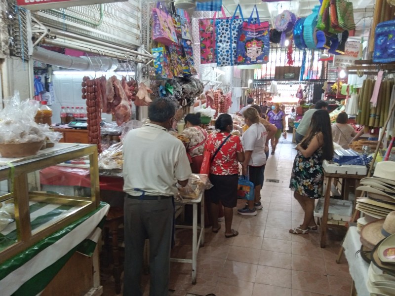 Sin reportes de Covid-19 en mercado de Tehuantepec, aseguran dirigentes