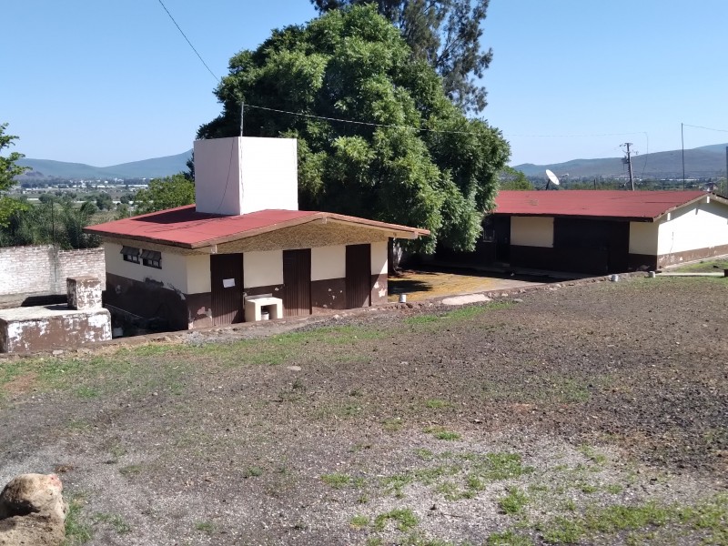 Sin resolverse problema de drenaje en escuela de Zamora 