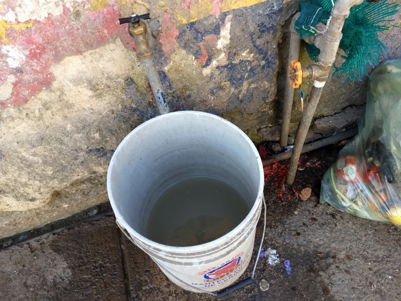 Sin servicio de agua potable en El Mante