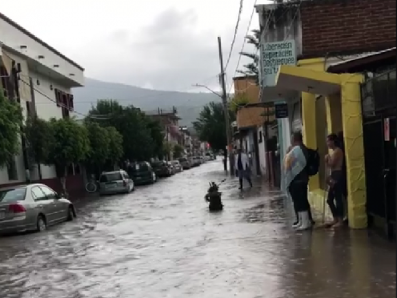 Sin solucionarse en Jiquilpan problemas de inundaciones