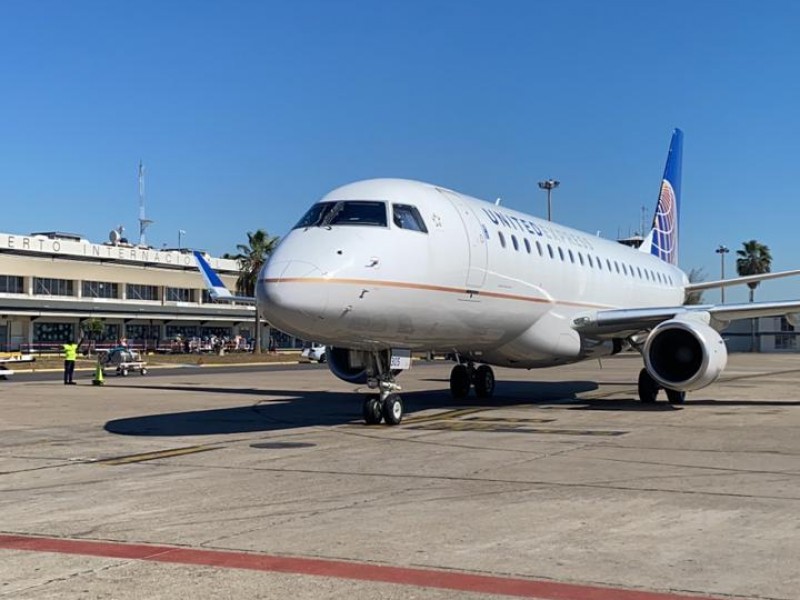 Sinaloa recibe el vuelo Houston-Mazatlán de la aerolínea United Airlines