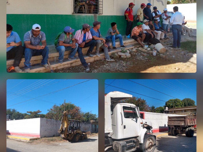 Sindicatos disputan obra de tienda comercial en Tehuantepec