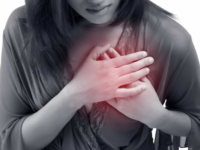 Síntomas de alarma de un infarto son diferentes en mujeres