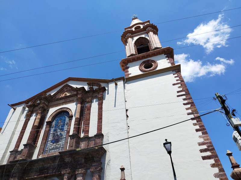Sismo provoca daños estructurales a templo de Zamora