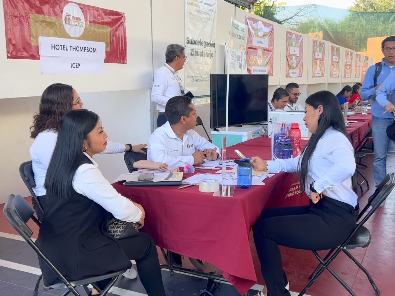 SNE anuncia Feria del Empleo en Petatlán