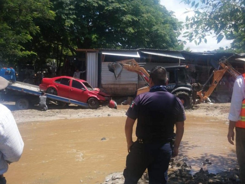 Socorre SSyPC a personas afectadas por lluvias en Sayulita