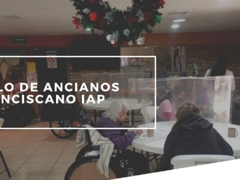 Solicita asilo de ancianos patrocinadores de regalos para adultos mayores