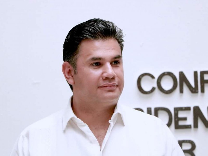 Solicita licencia como diputado local Willy Ochoa