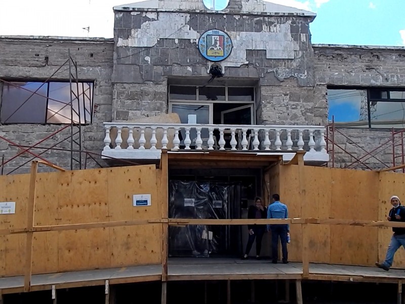 Solicitan informe detallado sobre remodelación de palacio municipal