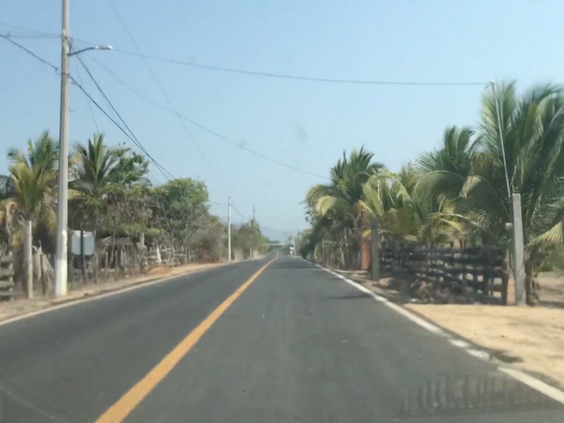 Solicitan topes en carretera principal de playa Blanca