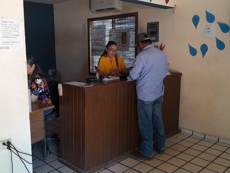 Solo 3 de cada 10 usuarios pagan el agua potable en Etchojoa