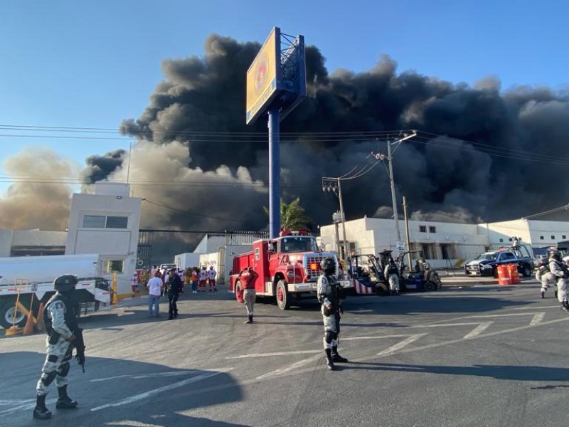 Solo afectaciones materiales tras incendio en bodega de cervecera