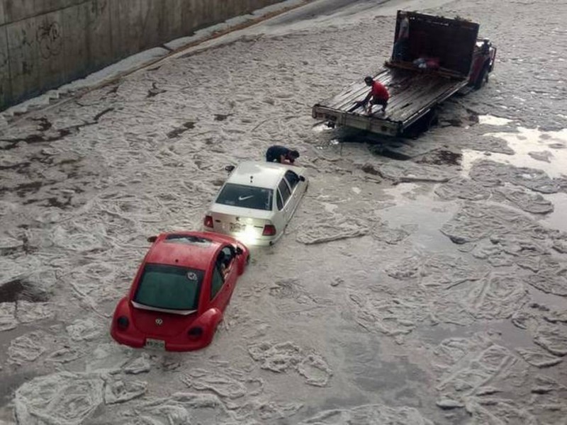 Sólo daños materiales tras granizada en Apizaco