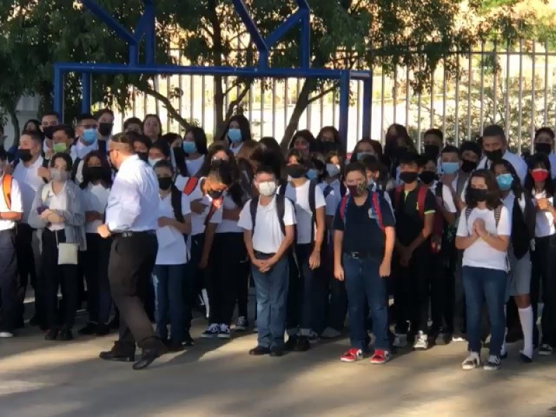 Solo dos incidentes negativos asegura SEC se registraron en escuelas