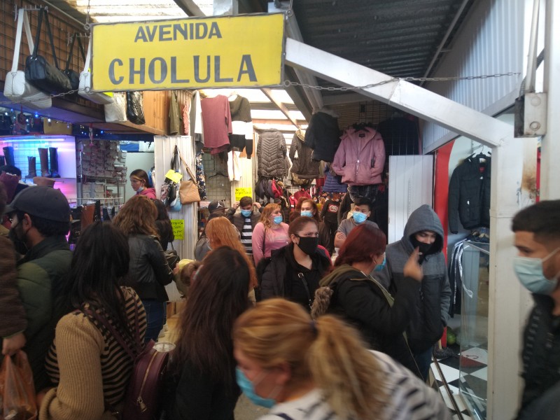 Son puntos de riesgo tianguis en la ciudad