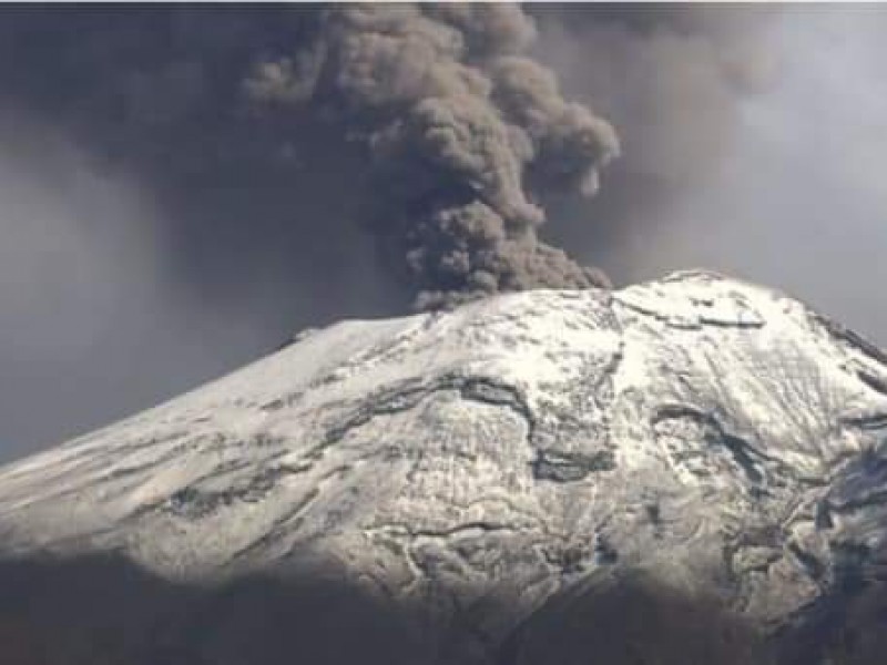 Sorprende actividad en el Popocatépetl