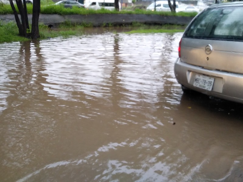 Sorprende granizada a ciudadanos de Poniente de Morelia