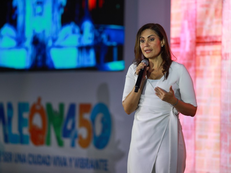 Sostiene alcaldesa Alejandra Gutiérrez que no abandona al PAN