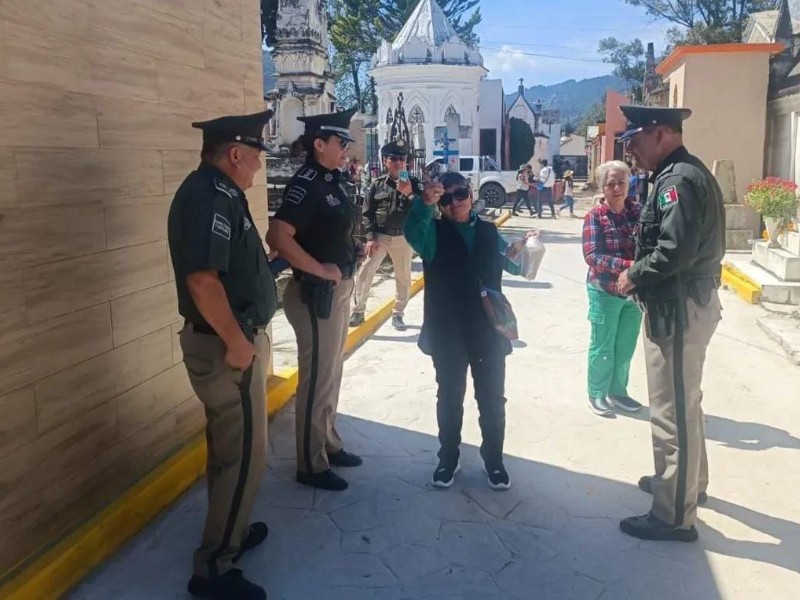 SSP realiza operativo en diferentes panteones de Chiapas