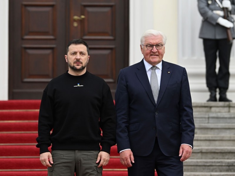 Steinmeier recibe a Zelenski en su visita a Alemania