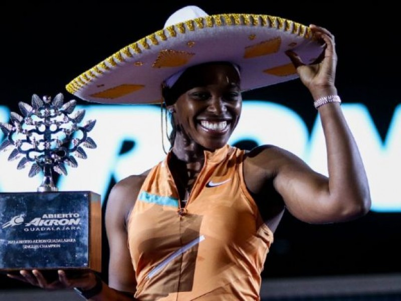 Stephens se queda con la corona en Zapopan