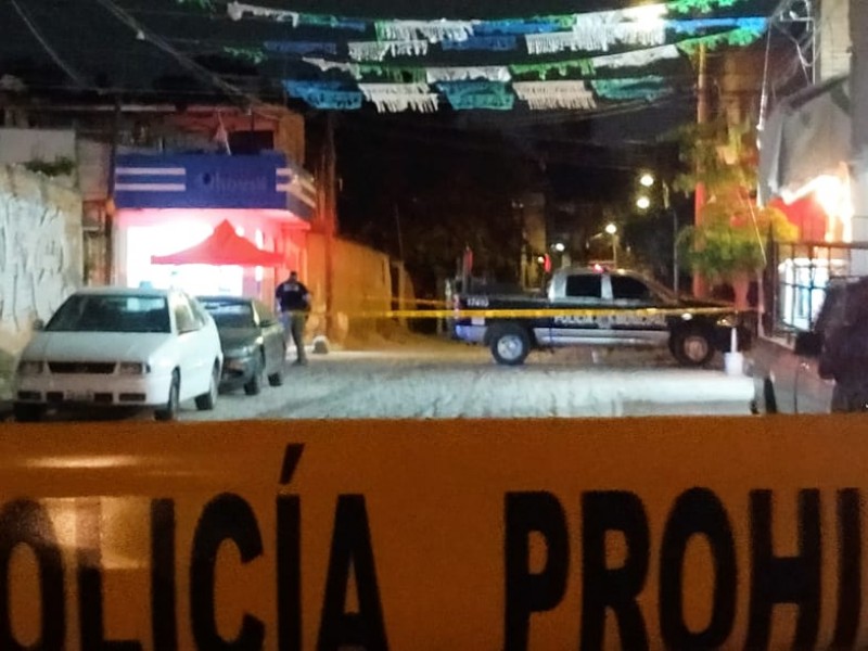 Subdirector de policía de La Chona y escolta fueron emboscados