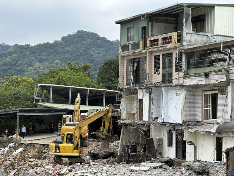 Sube la cifra de muertos por terremoto en Taiwán