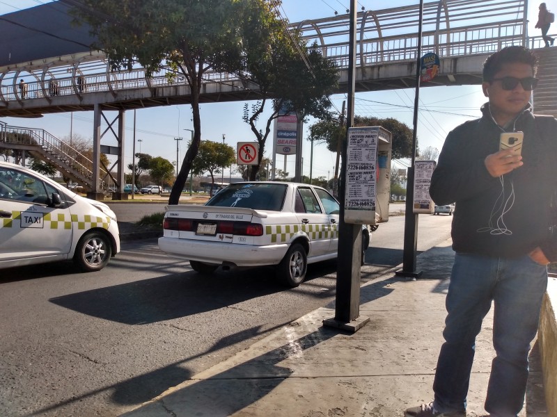 Suben tarifa taxis colectivos