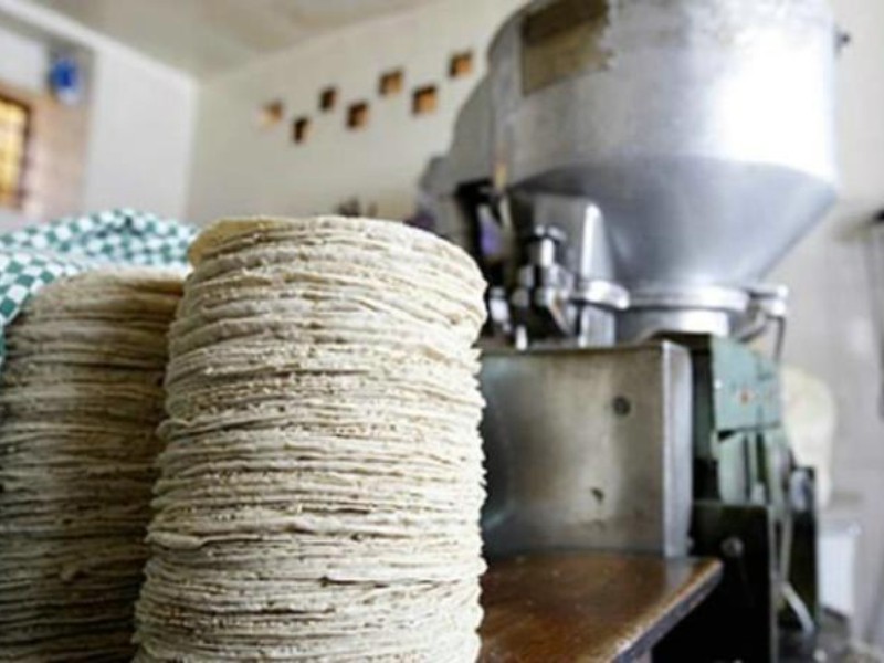 Subiría tortilla por incremento de insumos a pesar de maíz barato