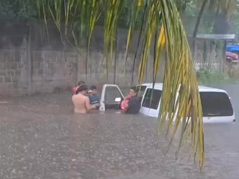 Suchiate activa plan emergente y refugios temporales ante fuertes lluvias