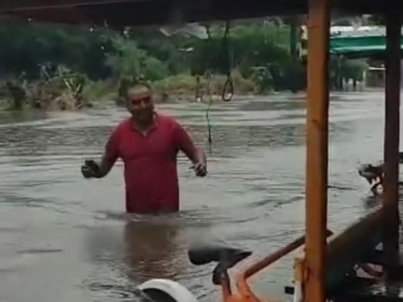 Suchiate bajo el agua, activan Plan DNIII y suspenden clases por lluvias