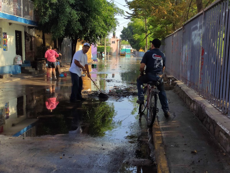 Sufren vecinos de El Dean afectaciones por lluvias