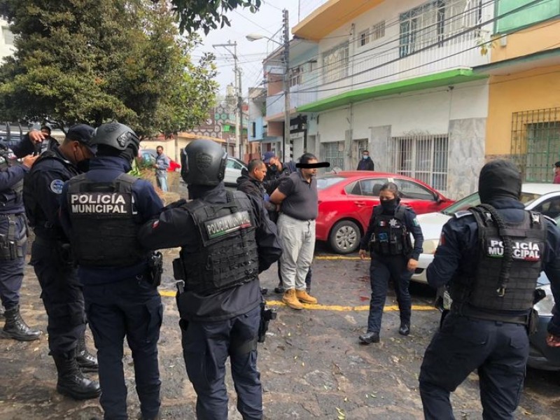Sujeto trató de navajear a un estudiante en Xalapa