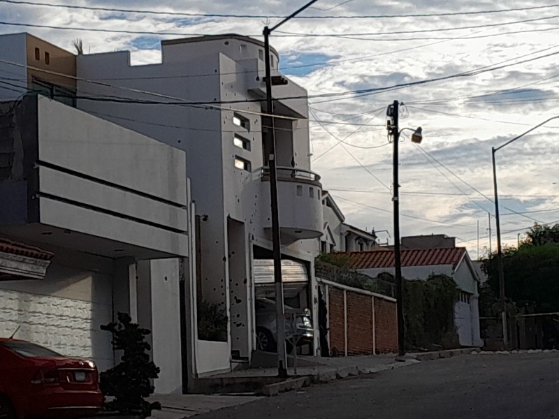 Sujetos atacan a balazos una residencia en la colonia Lomas de Guadalupe