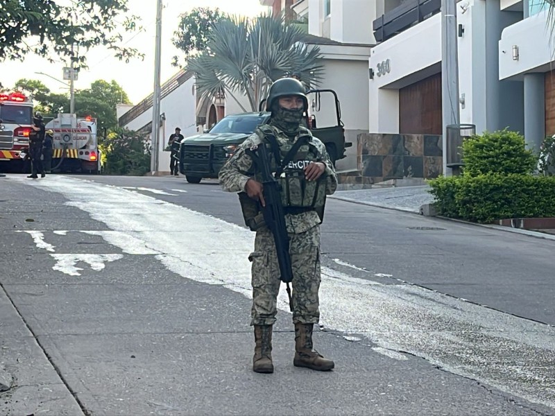 Sujetos incendian dos residencias en el fraccionamiento Colinas de San Miguel