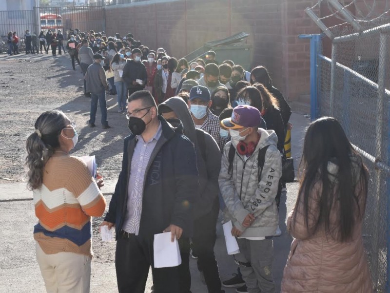 Suman 20 mil adolescentes vacunados en jornadas binacionales