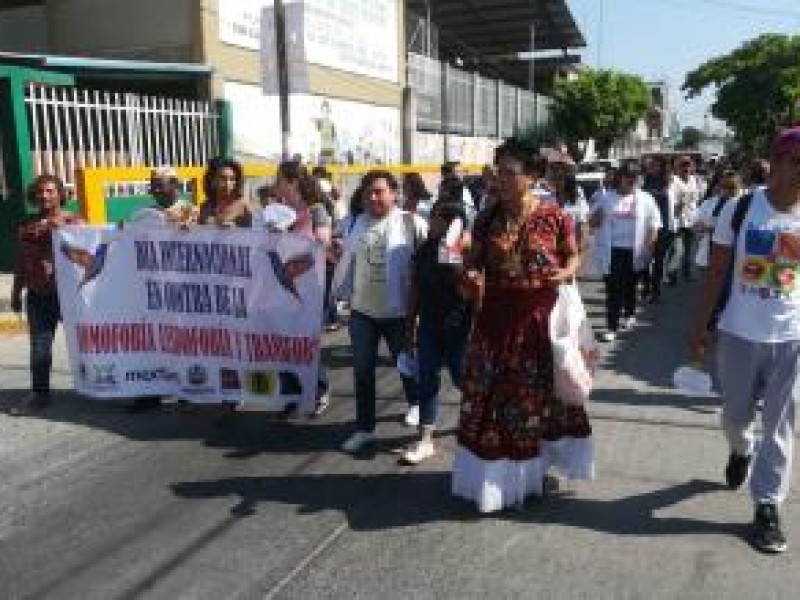 Suman 25 crímenes de odio contra muxes en Oaxaca