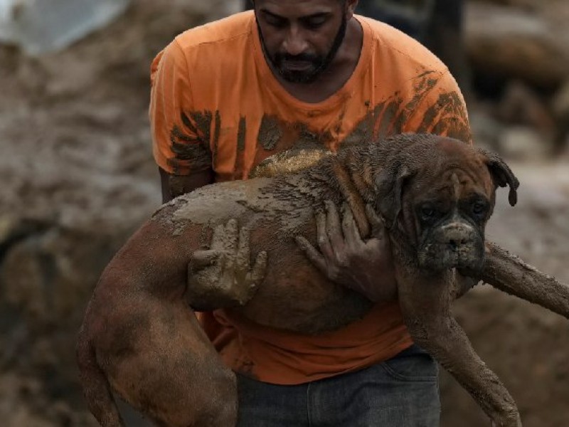 Suman al menos 78 muertos tras fuertes lluvias en Brasil