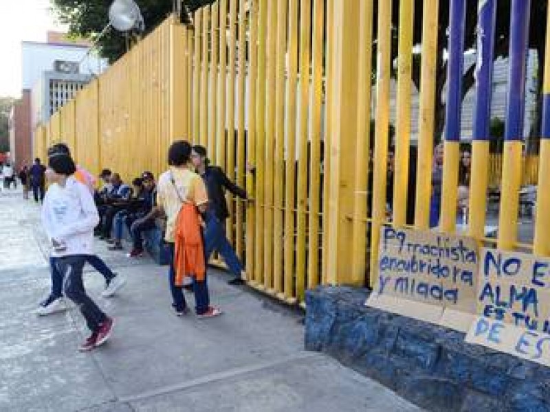 Suman nueve planteles de la UNAM en paro