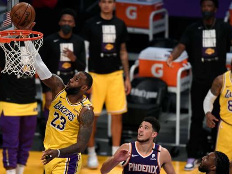 Suns elimina a los campeones Lakers