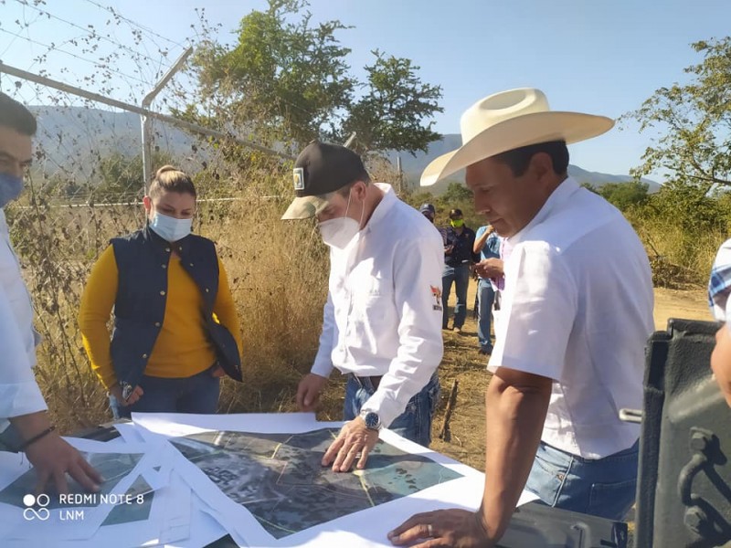 Supervisa presidente de la UGRQ obrador en Jalpan