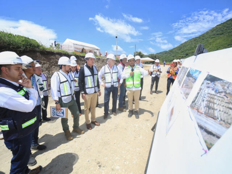 Supervisan autoridades obra del nuevo hospital del IMSS