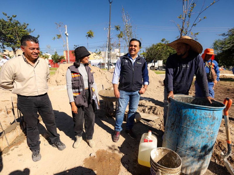 Supervisan avances de la rehabilitación del parque Choles