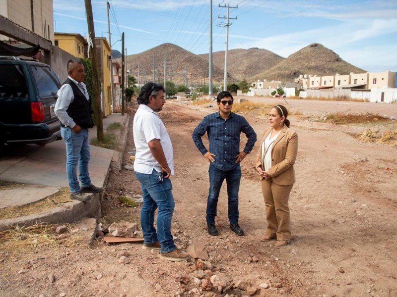 Supervisan avances de obras en Guaymas