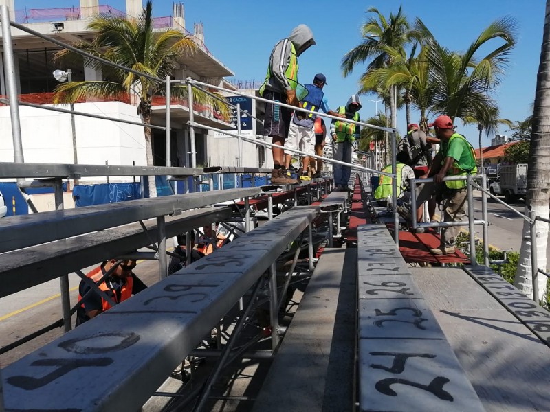 Supervisan gradas para el Carnaval de Veracruz