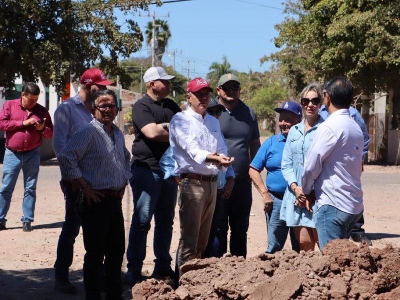 Supervisan obras públicas en San Miguel Zapotitlán
