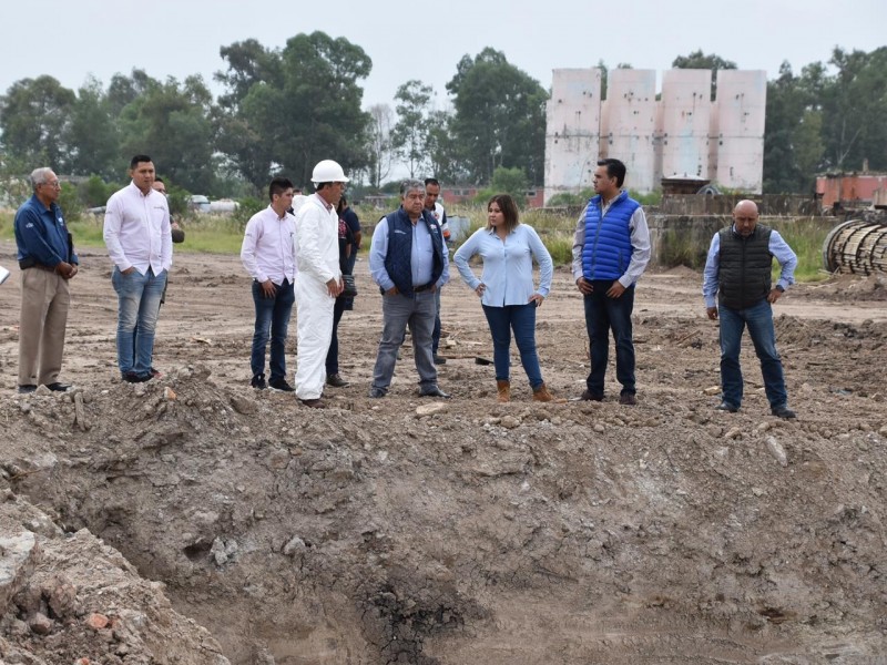 Supervisan trabajos en zona tóxica de Tekchem