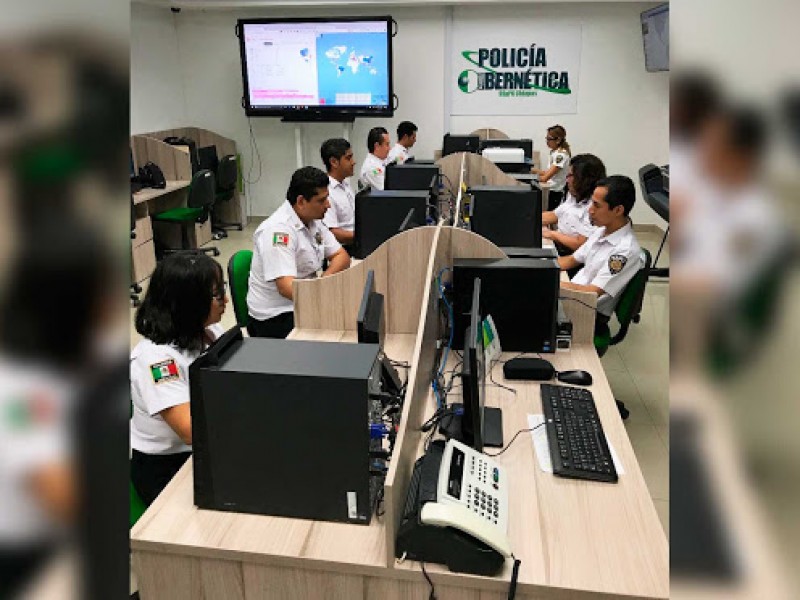 Supervisar uso de redes sociales en menores pide Policía Cibernética