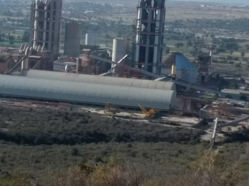 Suspende labores por contingencia planta CEMEX Tepeaca