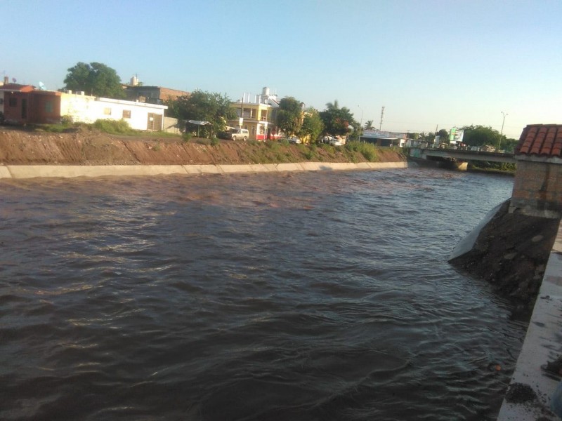 Suspenden clases en el puerto por lluvias